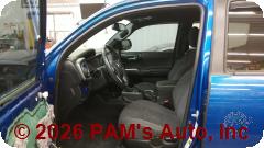 Vehicle photo 7