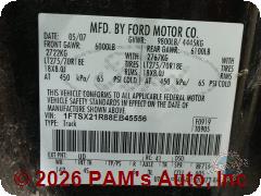 Vehicle photo 13