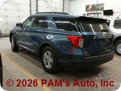 Vehicle photo 4
