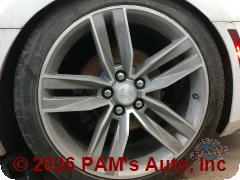 Vehicle photo 6