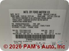 Vehicle photo 13