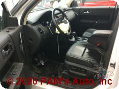 Vehicle photo 7