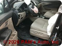 Vehicle photo 7
