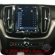Vehicle photo 10