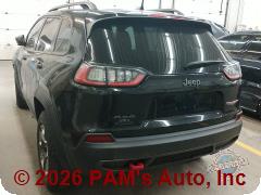 Vehicle photo 4