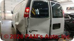 Vehicle photo 4