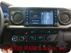 Vehicle photo 10