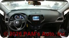 Vehicle photo 11
