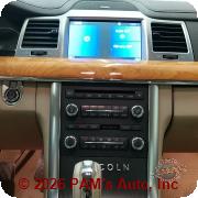 Vehicle photo 10