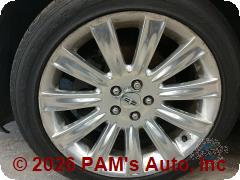 Vehicle photo 6