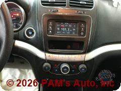 Vehicle photo 10