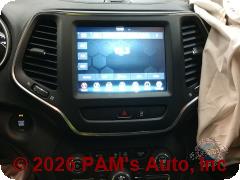 Vehicle photo 10