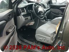 Vehicle photo 7