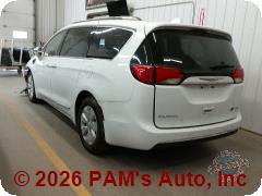 Vehicle photo 4