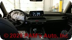 Vehicle photo 11