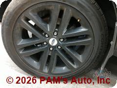 Vehicle photo 6