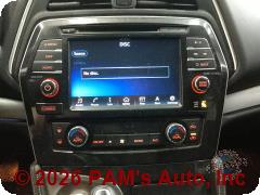 Vehicle photo 10