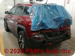 Vehicle photo 4