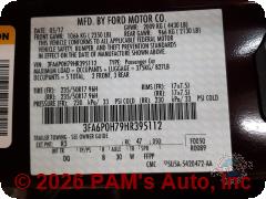 Vehicle photo 13
