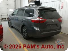 Vehicle photo 4