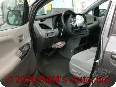 Vehicle photo 7