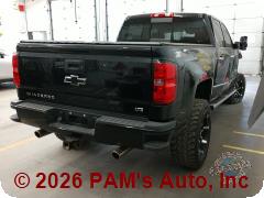 Vehicle photo 3