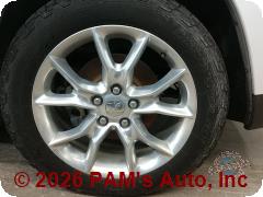 Vehicle photo 6
