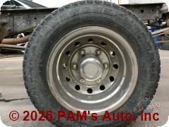 Vehicle photo 6