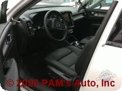 Vehicle photo 7