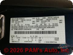 Vehicle photo 13