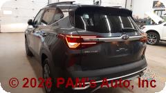Vehicle photo 4