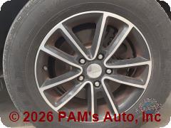 Vehicle photo 6
