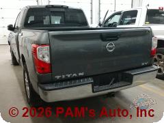 Vehicle photo 4