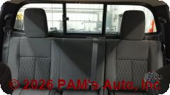Vehicle photo 8