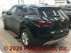 Vehicle photo 4
