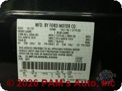 Vehicle photo 13