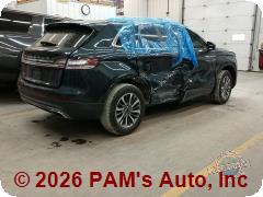Vehicle photo 3