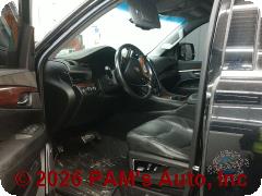 Vehicle photo 7