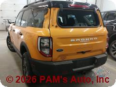 Vehicle photo 4