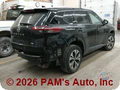 Vehicle photo 3