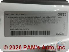 Vehicle photo 13