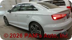 Vehicle photo 4