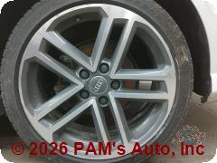 Vehicle photo 6