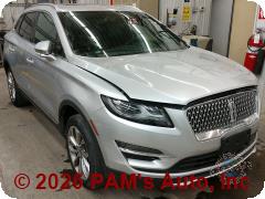Vehicle photo 2