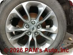 Vehicle photo 6