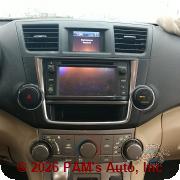 Vehicle photo 10
