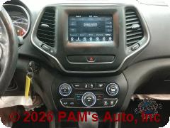 Vehicle photo 10