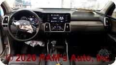 Vehicle photo 11