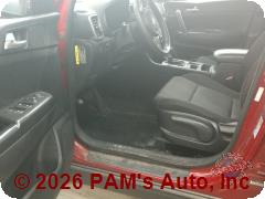 Vehicle photo 7
