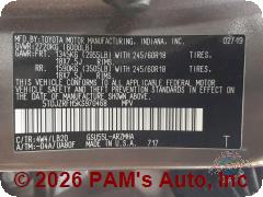 Vehicle photo 13